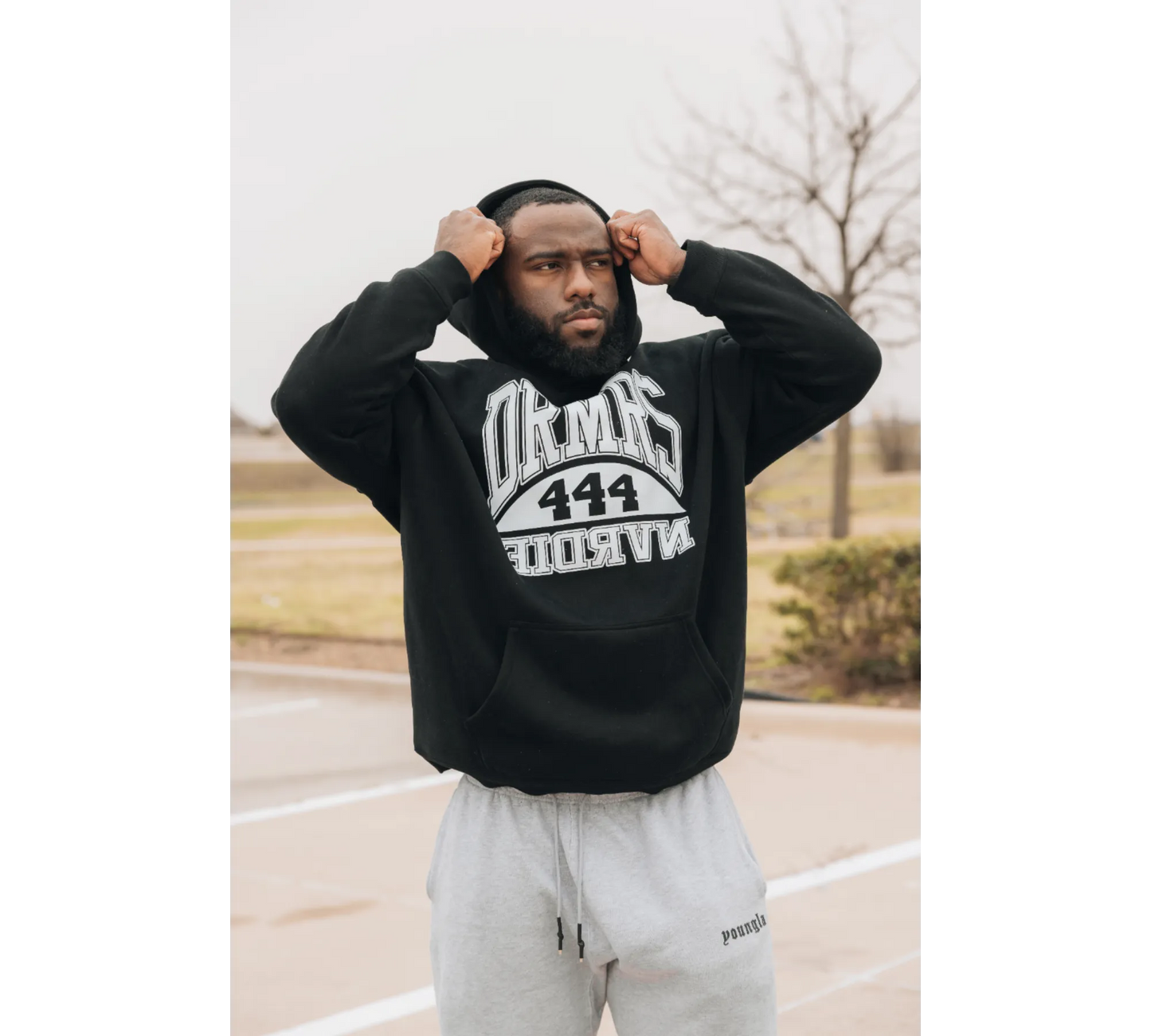 ESSENTIALS HOODIE WHITE PRINT